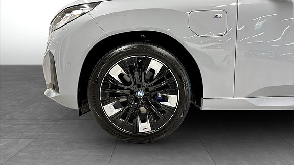BMW X3 9 of 9