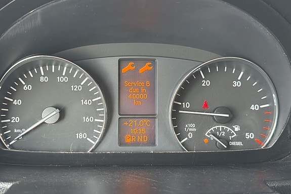 Mercedes-Benz Sprinter 316 13 of 19