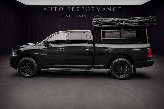 Dodge RAM 1500 2 of 5