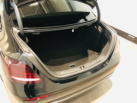 Mercedes-Benz E220 d 9 of 9