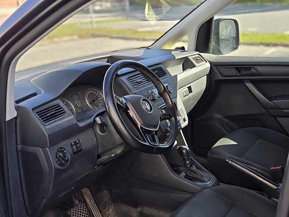 Volkswagen Caddy Maxi 10 of 15