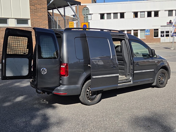 Volkswagen Caddy Maxi 3 of 15