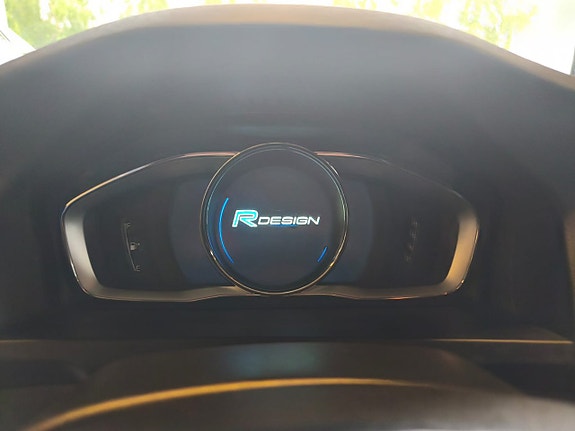 Volvo V60 14 of 18