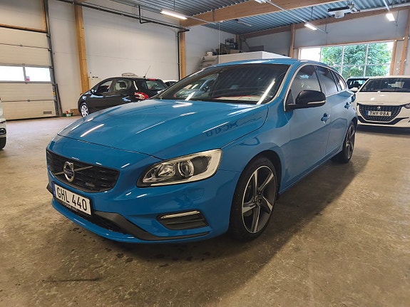 Volvo V60 3 of 18