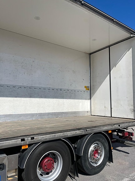 Volvo FH16 750 hk 6x2 Fjärrbil skåpbil transportskåp 10 of 25