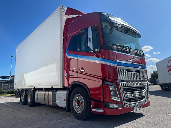 Volvo FH16 750 hk 6x2 Fjärrbil skåpbil transportskåp 7 of 25