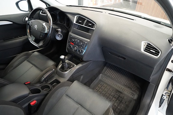 Citroen C4 11 of 14