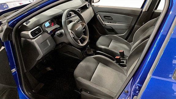 Dacia Duster 4 of 9