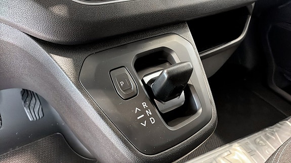 Renault Trafic 11 of 12