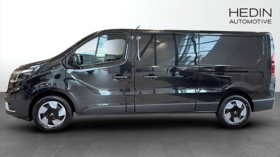 Renault Trafic 6 of 12