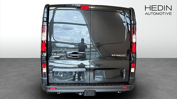 Renault Trafic 7 of 12