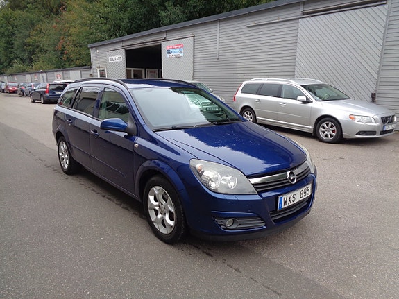 Opel Astra 3 of 11