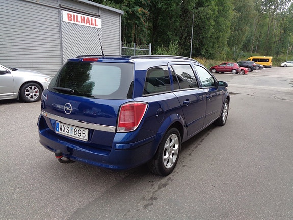 Opel Astra 4 of 11
