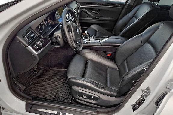 BMW 520d 4 of 15