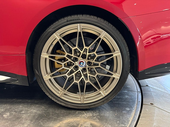 BMW M4 13 of 30