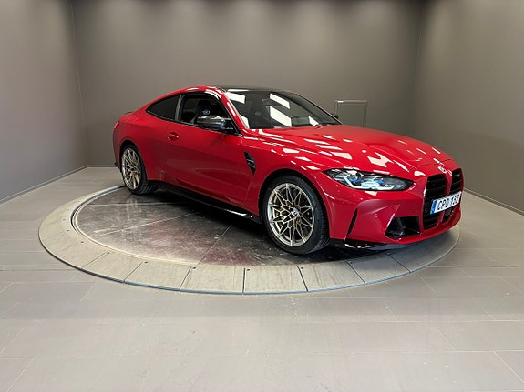 BMW M4 7 of 30