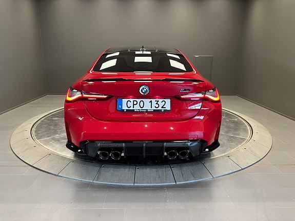 BMW M4 4 of 30