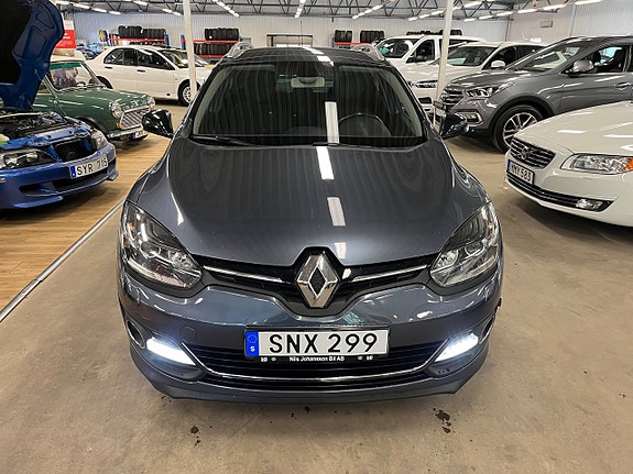 Renault Megane 2 of 8