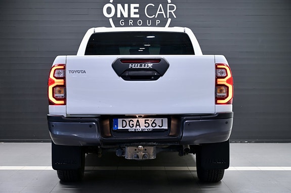 Toyota HiLux 5 of 25