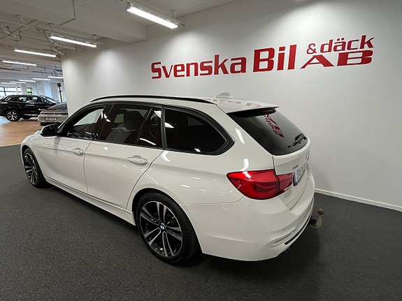 BMW 320d 9 of 22