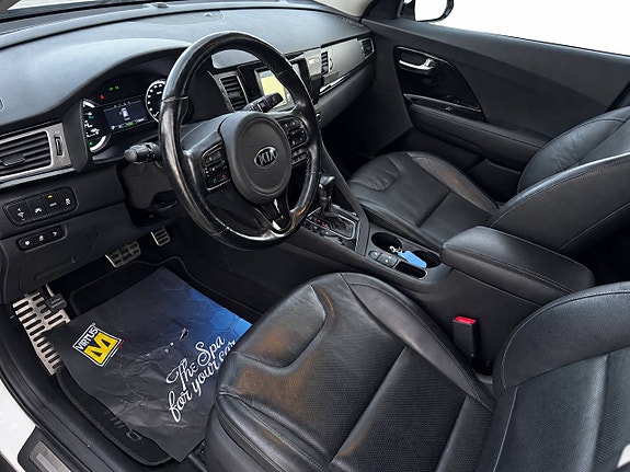 Kia Niro 11 of 28