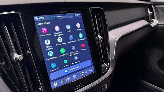 Volvo V60 13 of 25