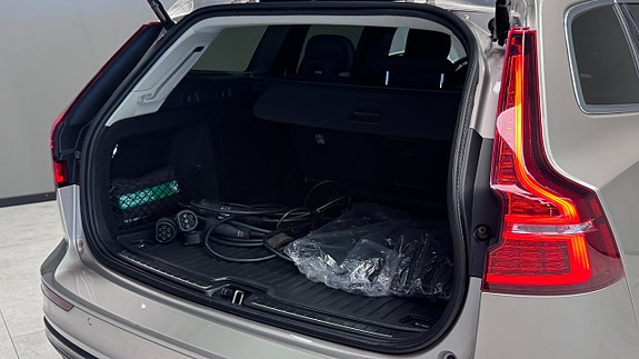 Volvo V60 22 of 25