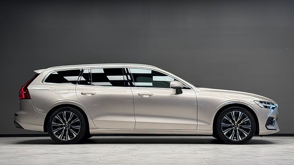 Volvo V60 5 of 25