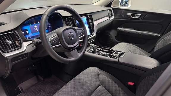Volvo V60 7 of 25