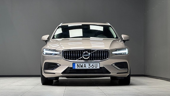 Volvo V60 25 of 25