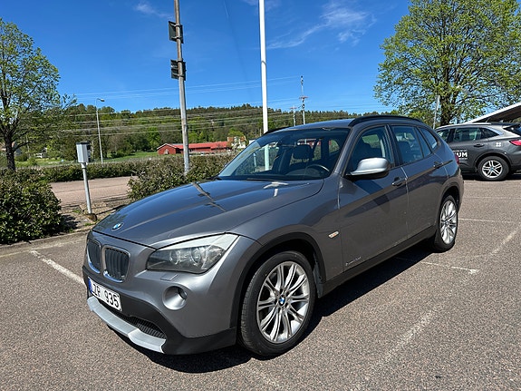 BMW X1 4 of 9