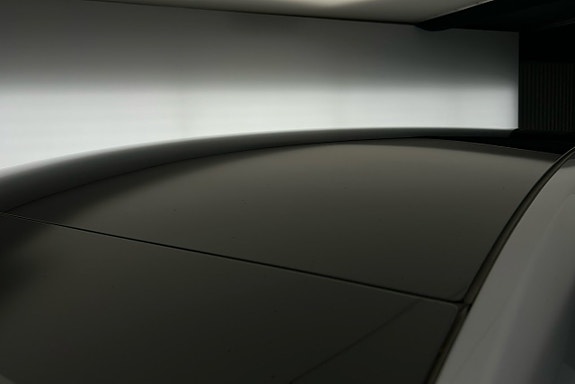 Tesla Model Y 19 of 26