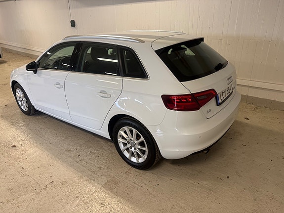 Audi A3 4 of 12
