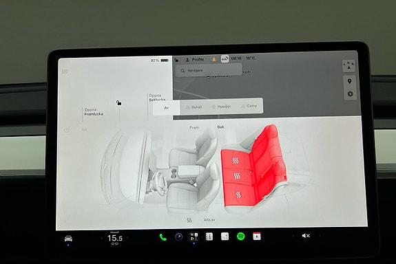 Tesla Model Y 22 of 26