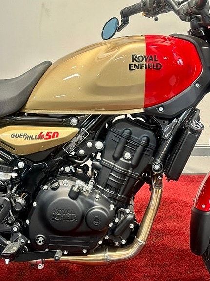 Royal Enfield Guerilla 450 Som Ny! Endast 77 MIL 2 of 6