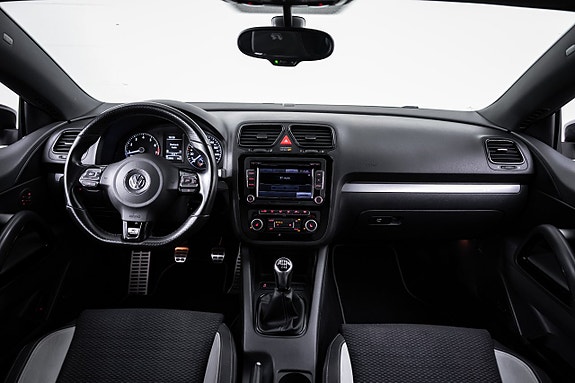 Volkswagen Scirocco 17 of 25