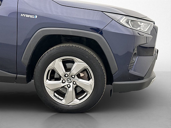Toyota RAV4 29 of 29