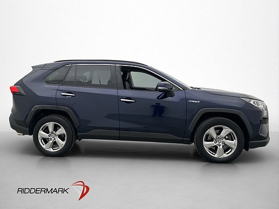 Toyota RAV4 6 of 29