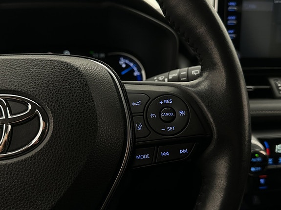 Toyota RAV4 19 of 29