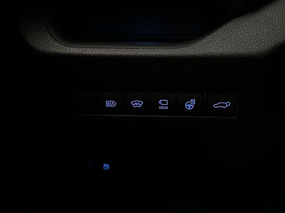 Toyota RAV4 25 of 29