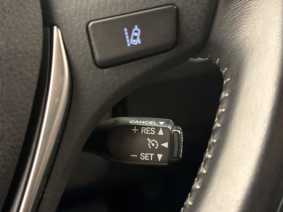Toyota Auris 16 of 30