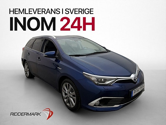 Toyota Auris 3 of 30