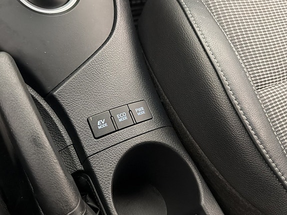 Toyota Auris 23 of 30