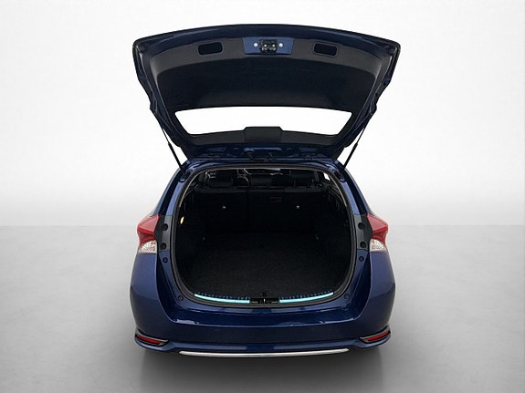 Toyota Auris 25 of 30