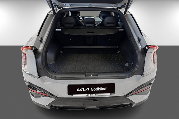 Kia EV6 14 of 19