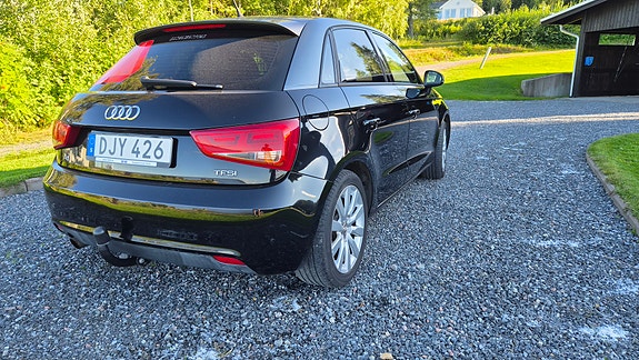 Audi A1 3 of 15