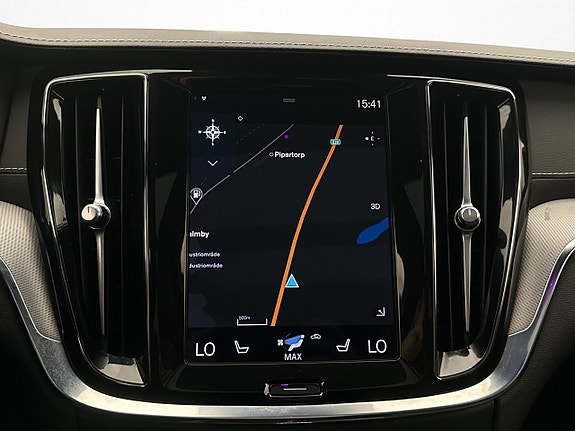 Volvo S60 24 of 30