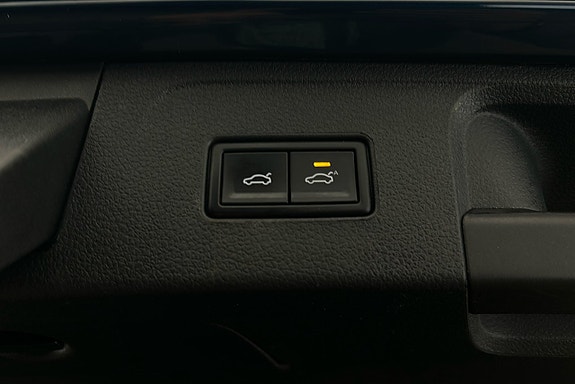 Volkswagen Passat 15 of 28