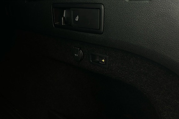 Volkswagen Passat 16 of 28