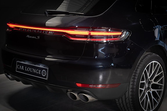 Porsche Macan S 23 of 23